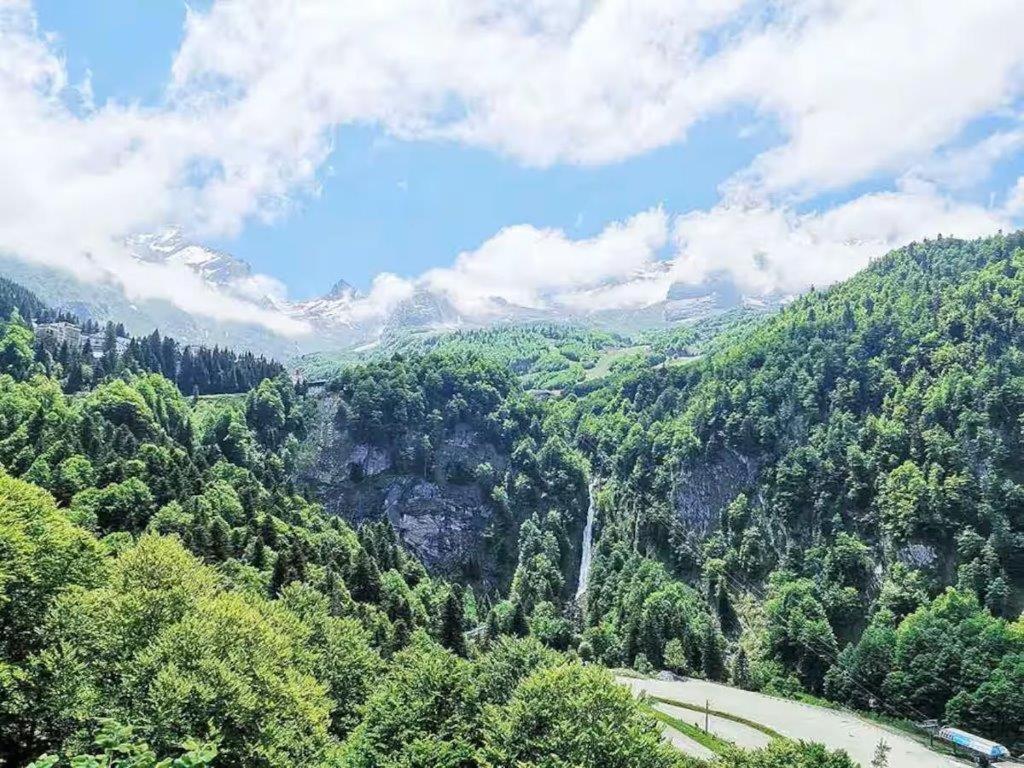 Апартаменты Apparemment Cheztony Vue Montagne Eaux-Bonne Gourette Экстерьер фото